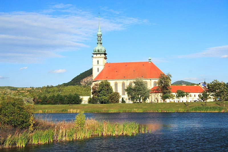 most_kostel